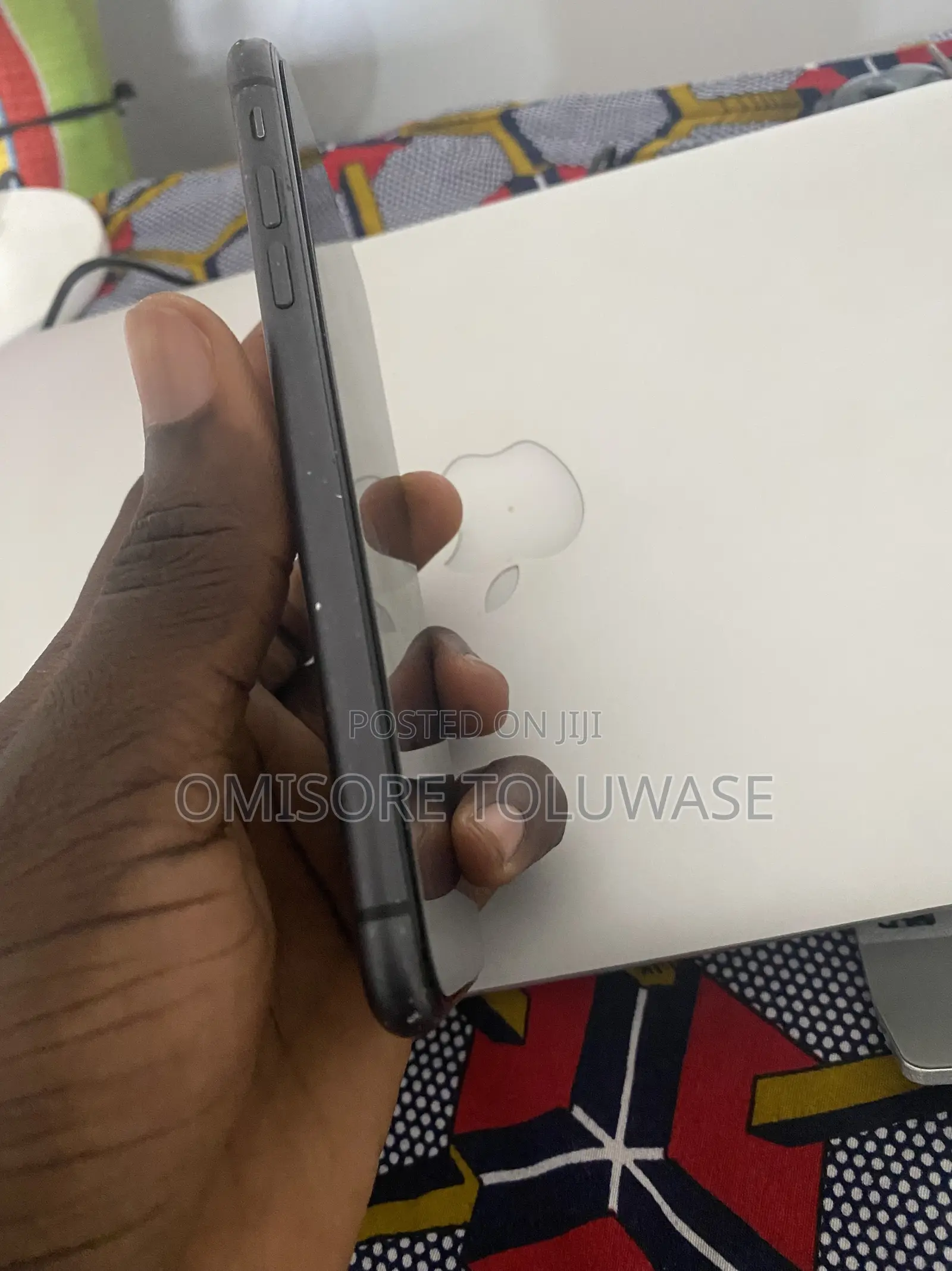 Apple iPhone 11 64 GB Black