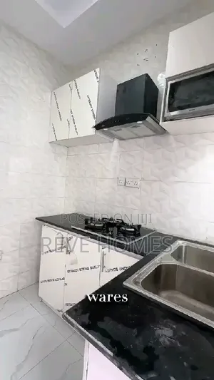 2bdrm Block of Flats in Aguda / Surulere for rent