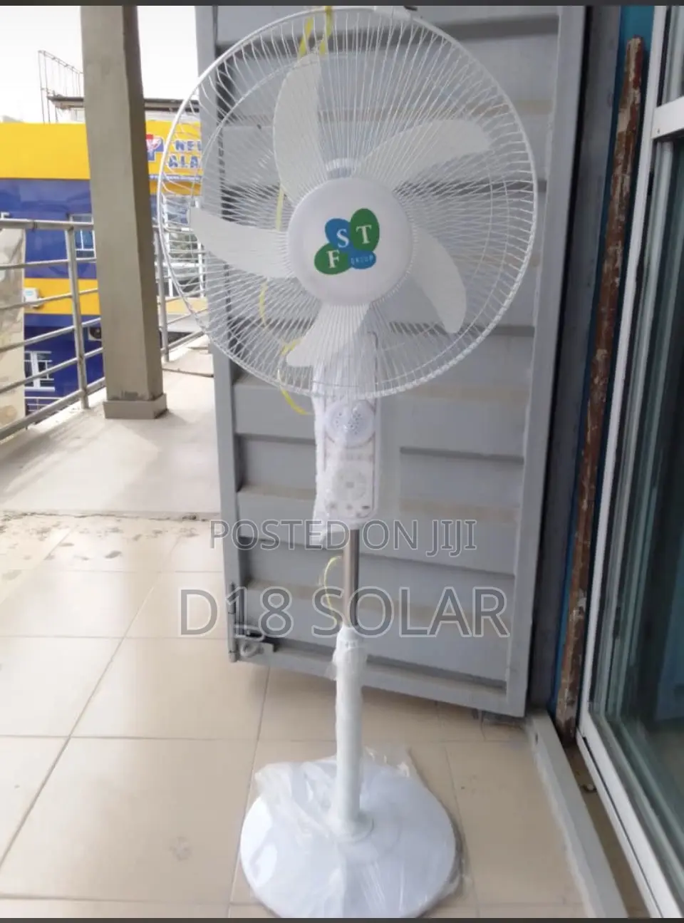 Solar Standing Fan 16 18 Inches