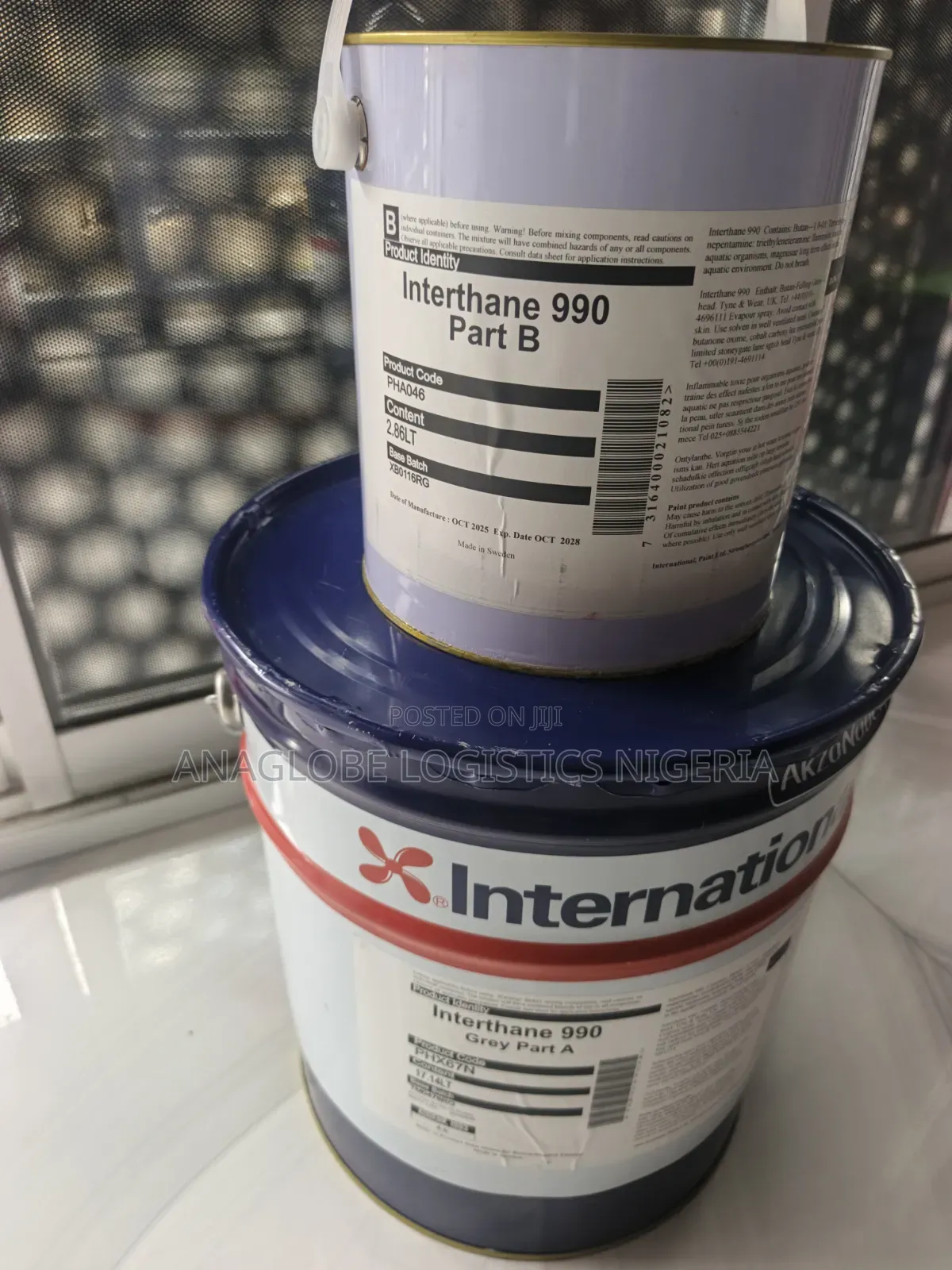 Interthane 990 (A&B) International Marine Paint