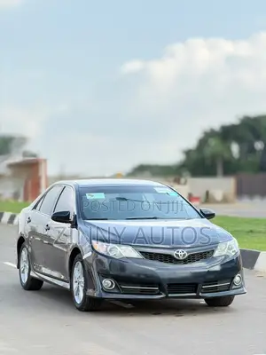 Toyota Camry 2012 Gray