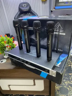4in1 Handheld Behringer Wireless Microphones
