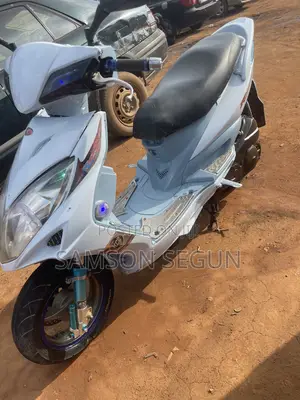 Kymco 2020 White