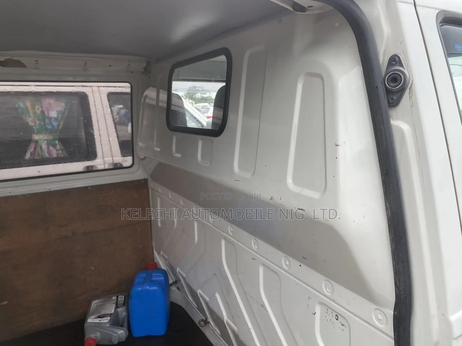 Volkswagen Transporter 2005 White