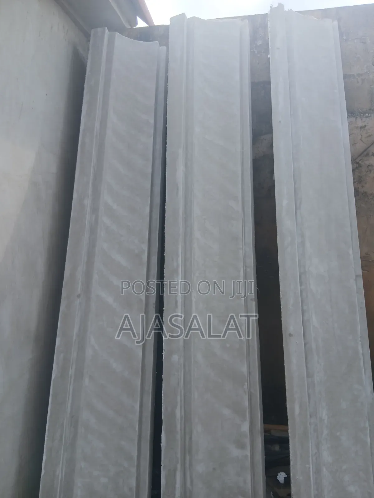 Polystyrene Parapet 300 by 350