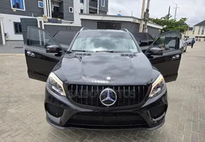 Mercedes-Benz GLE-Class 2018 Black