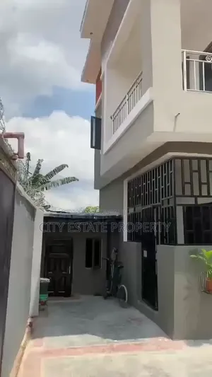 3bdrm Duplex in City Homes, Rumuduru for rent