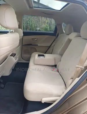 Toyota Venza XLE 2010