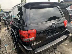 Toyota Sequoia Limited 4dr SUV 4WD (4.7L 8cyl 5A) 2007 Black