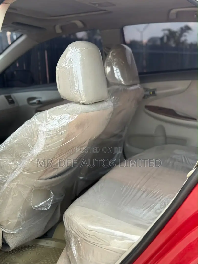 Toyota Corolla 2010 Red