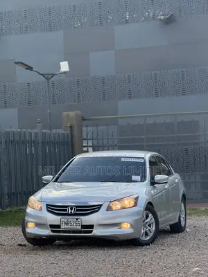 Honda Accord 2012 Silver