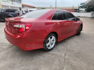 Toyota Camry 2014 Red