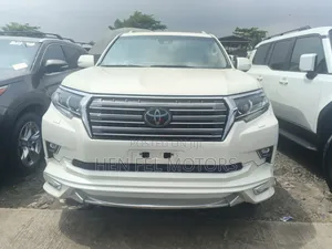 Toyota Land Cruiser Prado 2022 White