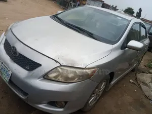 Toyota Corolla 2009 Silver