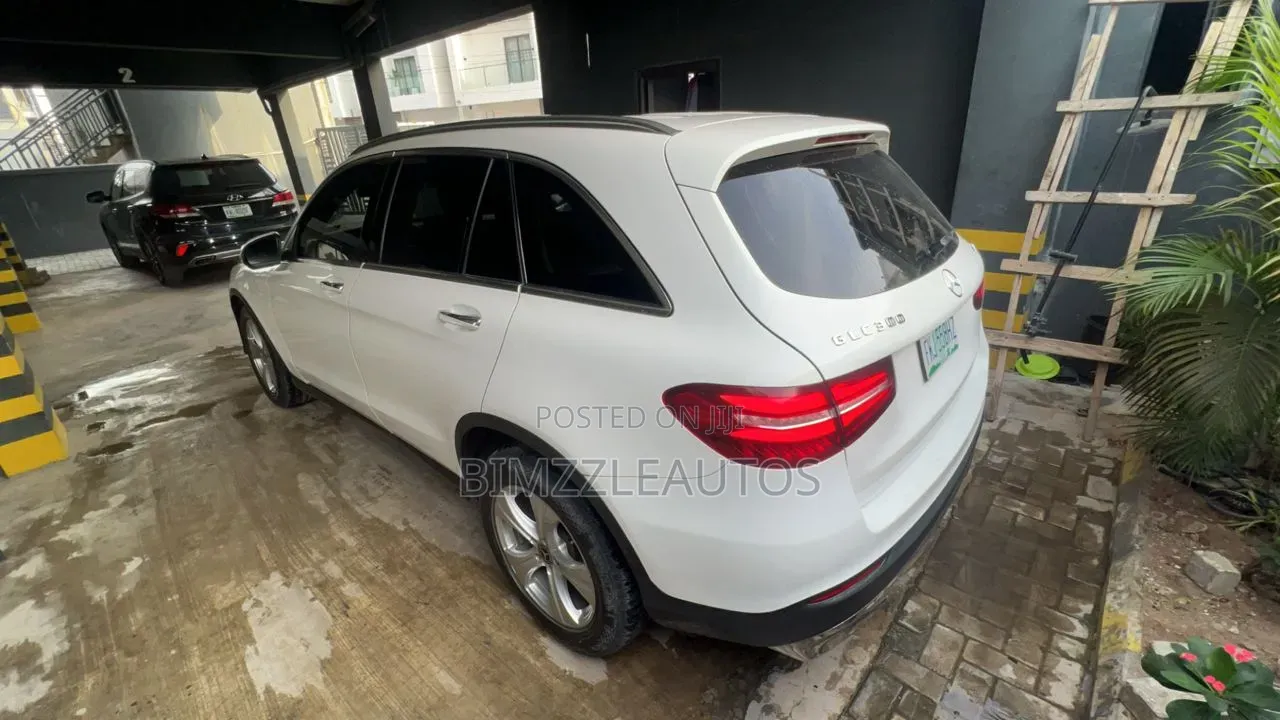 Mercedes-Benz GLC-Class 2017 White