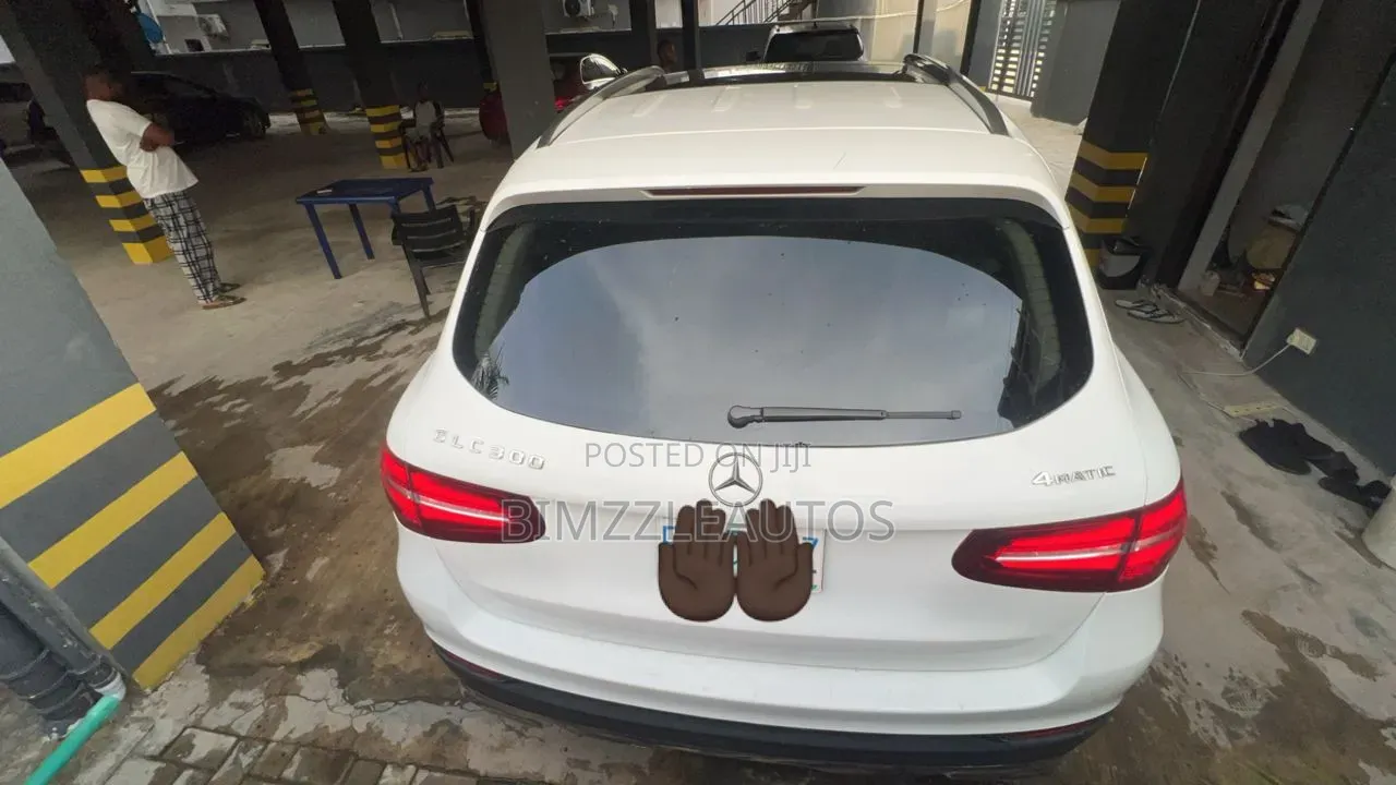 Mercedes-Benz GLC-Class 2017 White