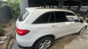 Mercedes-Benz GLC-Class 2017 White