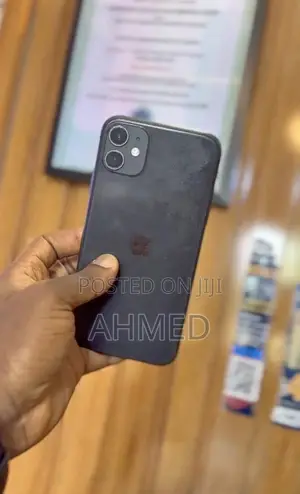 Apple iPhone 11 64 GB Black