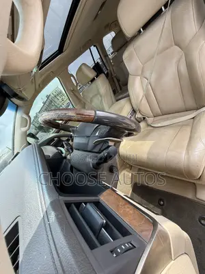 Lexus LX 570 AWD 2019 Gold