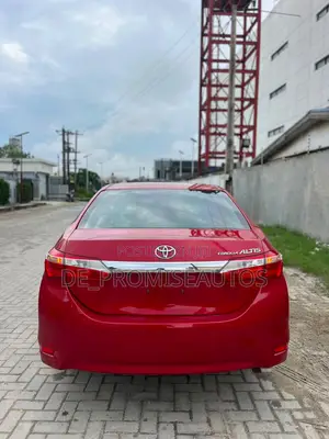 Toyota Corolla 2016 Red