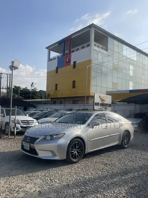 Lexus ES 2013 Silver