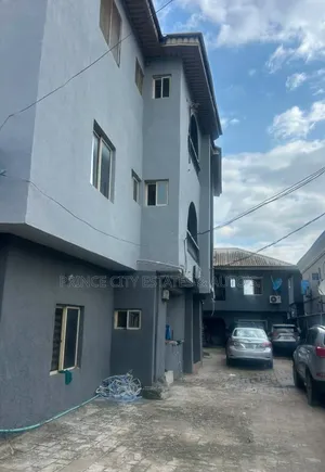3bdrm Block of Flats in Ago Palace for sale