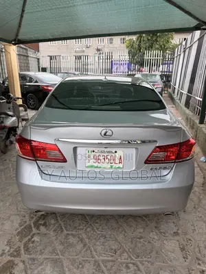 Lexus ES 350 2010 Silver