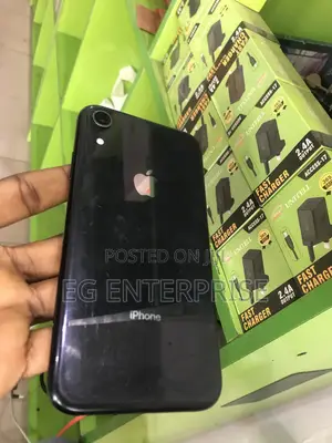 Apple iPhone XR 64 GB Black