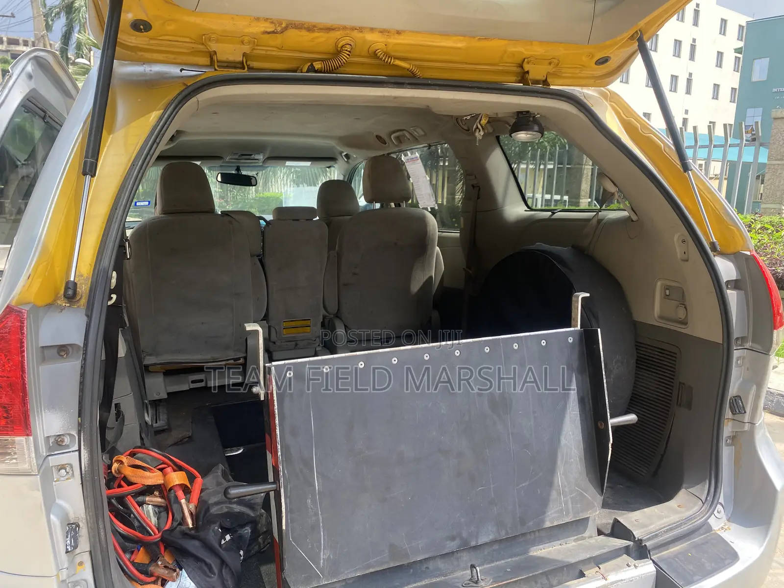 Toyota Sienna LE 7 Passenger Mobility 2011