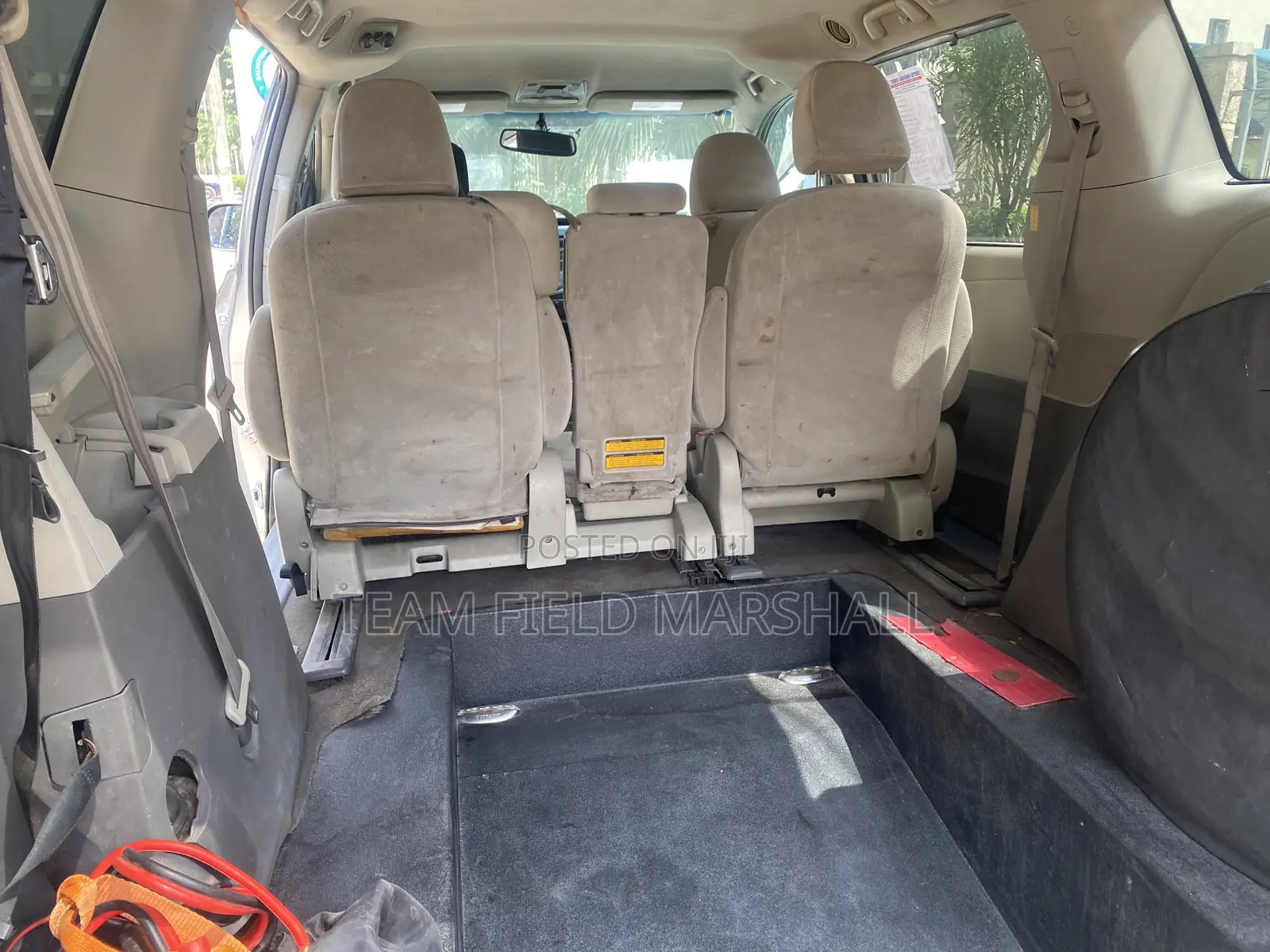 Toyota Sienna LE 7 Passenger Mobility 2011