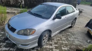 Toyota Corolla 2007 Gray