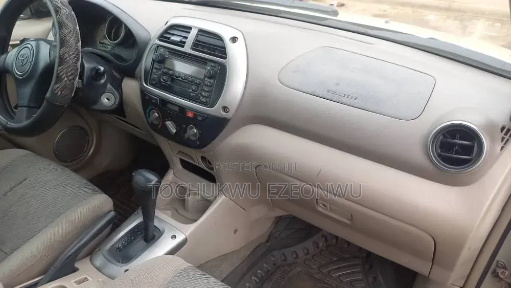 Toyota RAV4 Automatic 2003 Silver