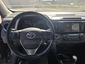 Toyota RAV4 Limited 4dr SUV AWD (2.5L 4cyl 6A) 2015 Burgundy