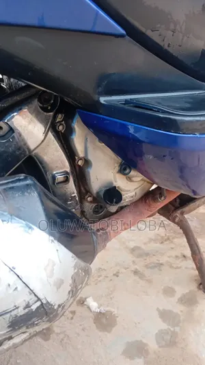 Suzuki Burgman 2012 Blue