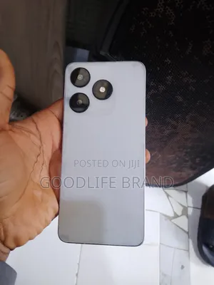Tecno Spark 10 128 GB White