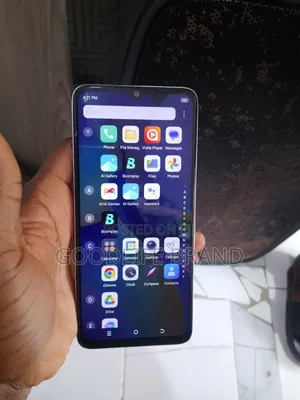 Tecno Spark 10 128 GB Silver