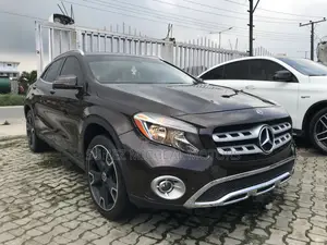 Mercedes-Benz GLA 250 2018 Brown
