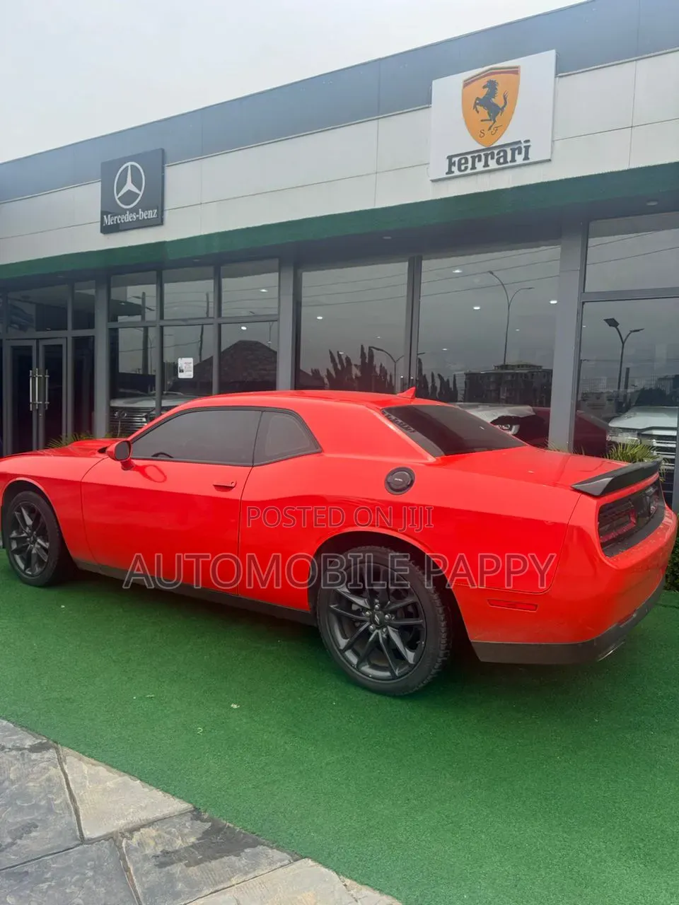 Dodge Challenger 2022 Red