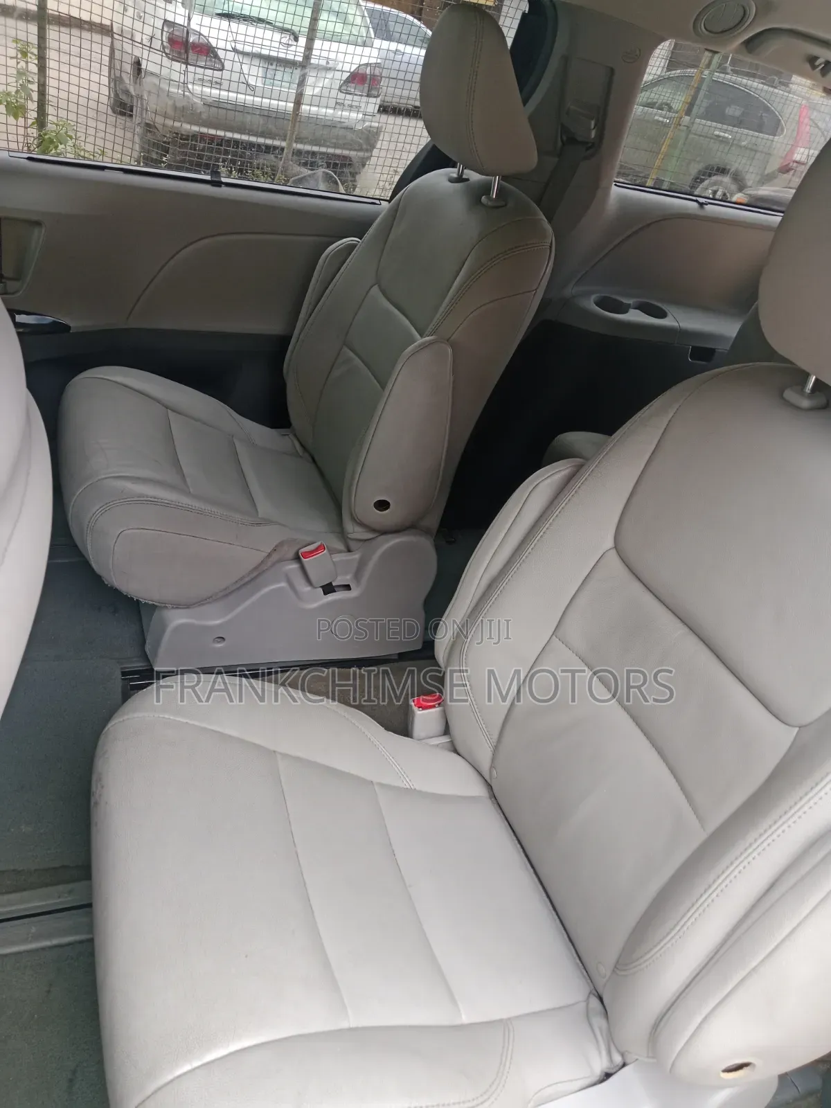 Toyota Sienna 2015 Black