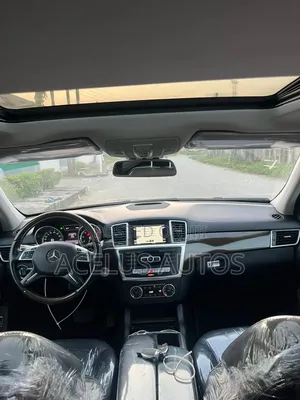 Mercedes-Benz M Class 2015 Black