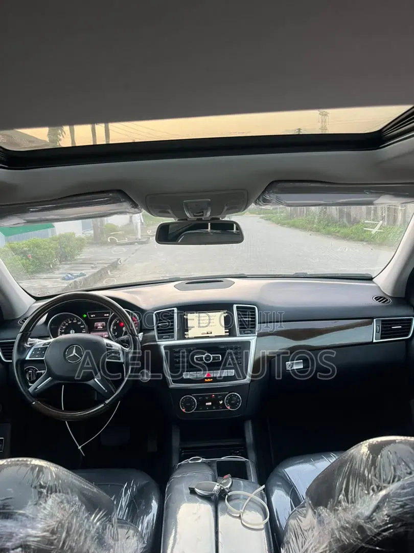 Mercedes-Benz M Class 2015 Black
