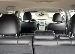 Toyota Venza XLE 2013