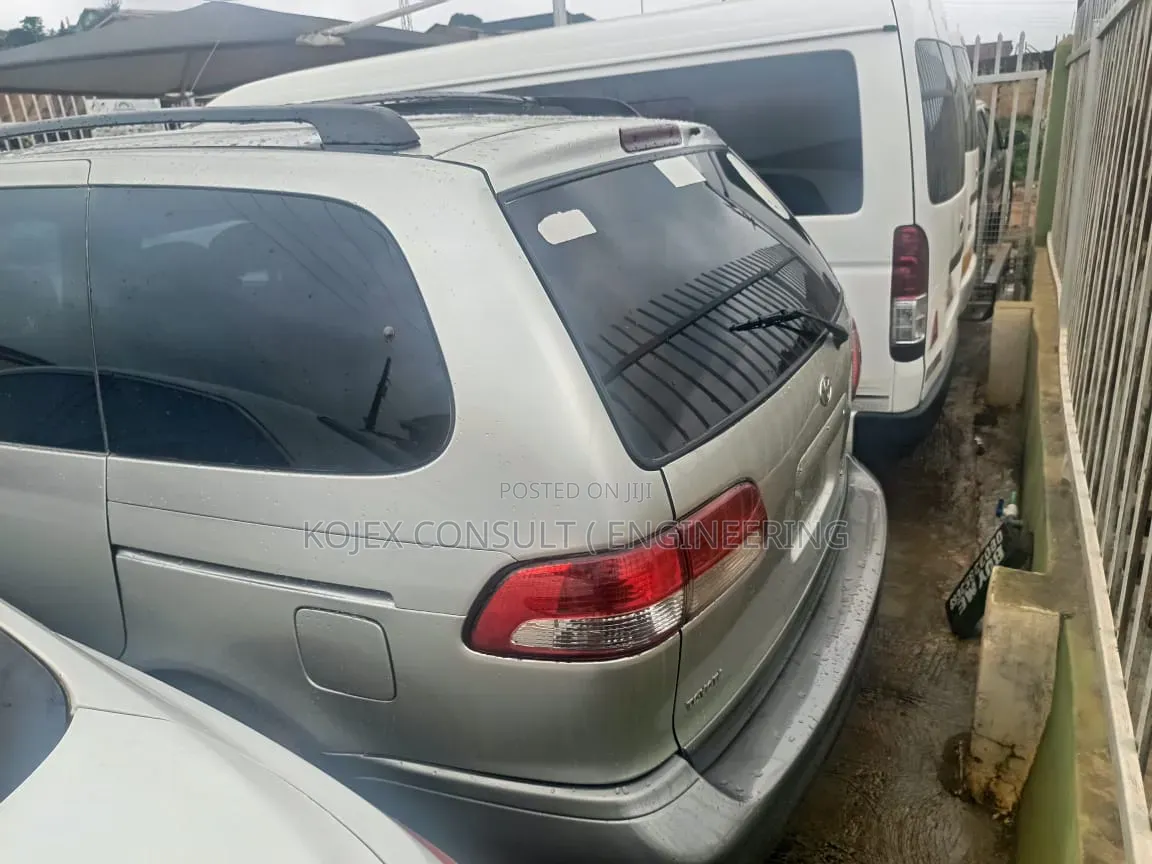 Toyota Sienna XLE 2003 Silver