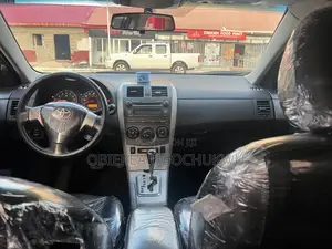 Toyota Corolla 2008 Gray