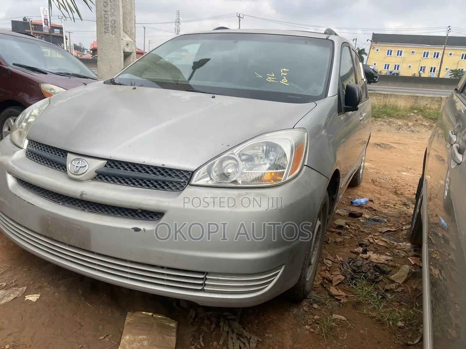Toyota Sienna 2005 Silver