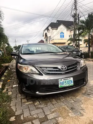 Toyota Corolla 2013 Gray