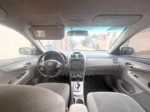 Toyota Corolla 2013 Gray