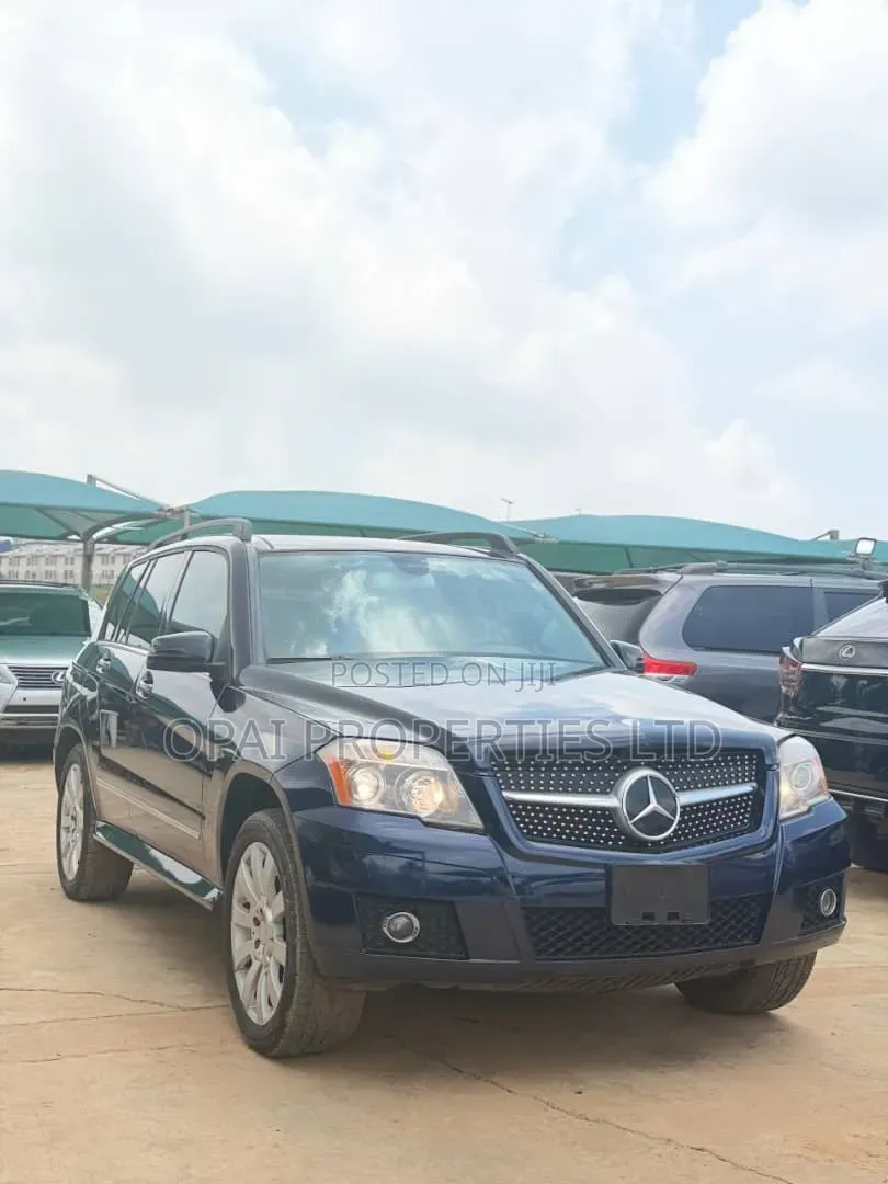 Mercedes-Benz GLK-Class 2010 Blue