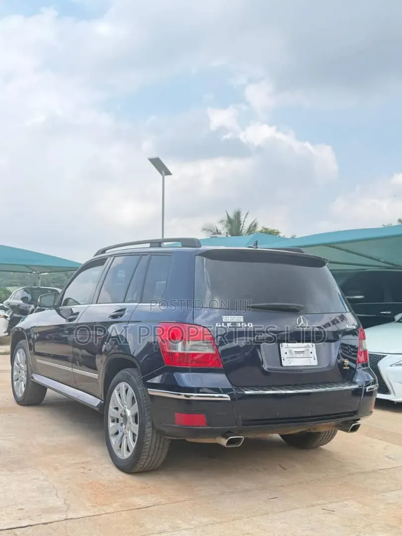 Mercedes-Benz GLK-Class 2010 Blue