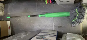 Self-Twist Mop